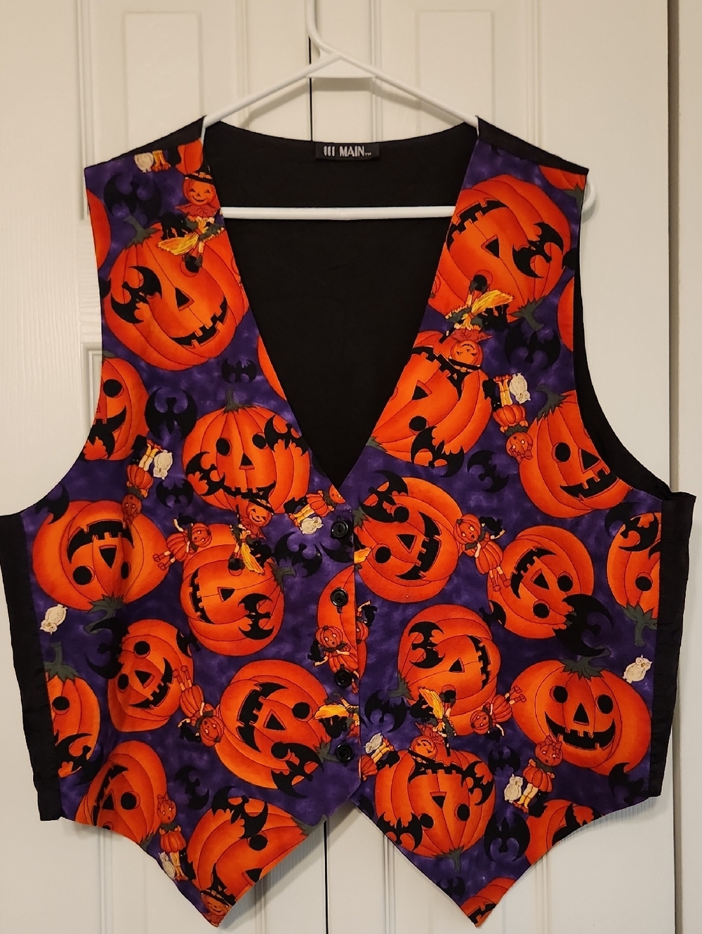 Womens Halloween Pumpkin, Owl,  Cat, Bat, And Raven Vest
